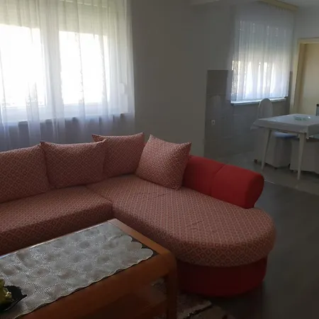 Centar شقة